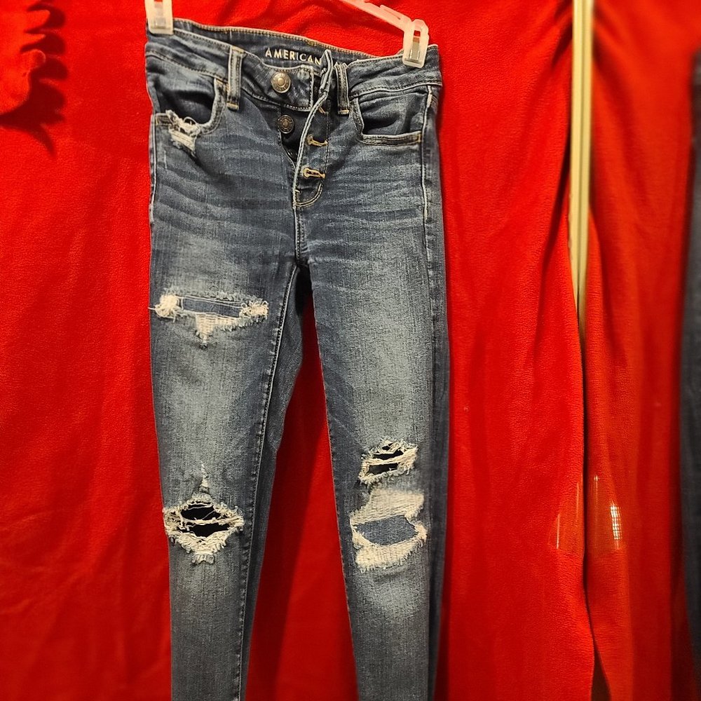 Next Level Stretch US 2 Short Ripped Jeans